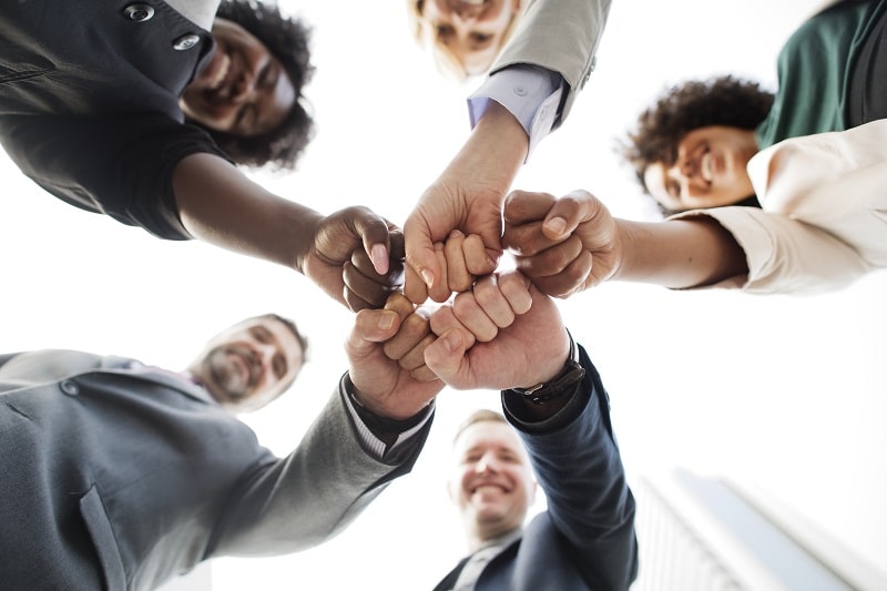 Por que o associativismo acelera sua carreira no mercado de crédito?